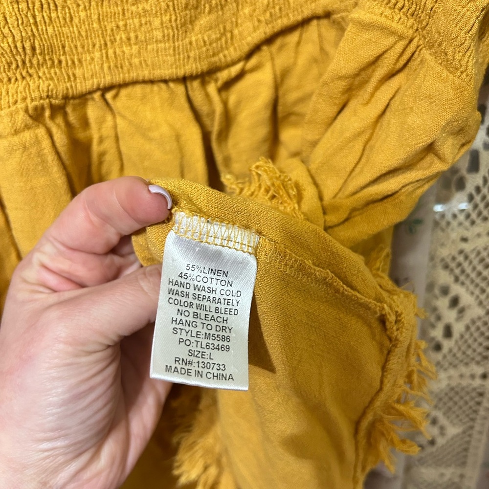 Umgee Mustard Smocked Linen Blend Boho Blouse L - Picture 4 of 5